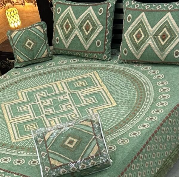 Velvet Jacquard Bedsheet Set